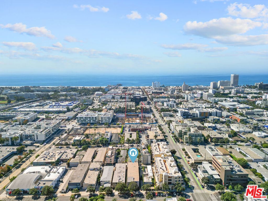 listing image 130728929563345094503