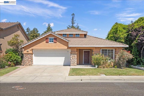 Photo of 38806 Litchfield Cir Cir, Fremont, CA 94536 (MLS # 41150305)