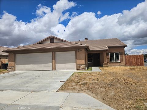 Photo of 4770 Thistle Creek Way, Hemet, CA 92545 (MLS # SW26090192)