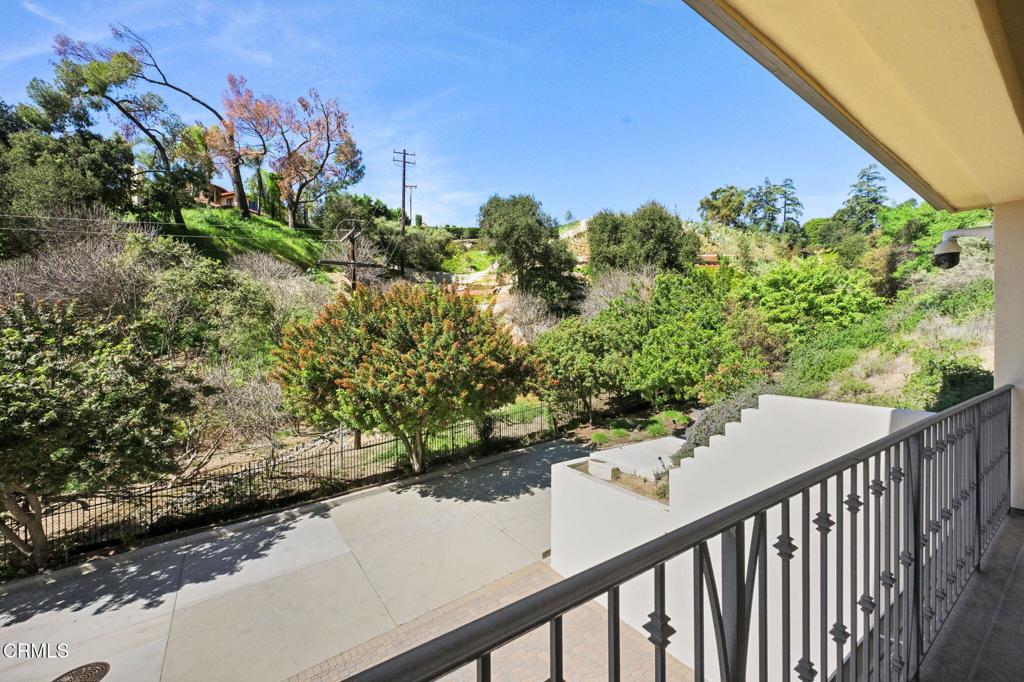 Pasadena, California, 91107, United States, 7 Bedrooms Bedrooms, ,6 BathroomsBathrooms,Residential,Active,2023383