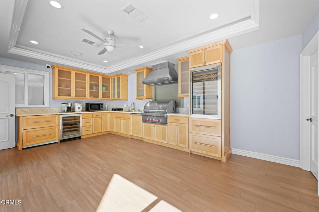 Pasadena, California, 91107, United States, 7 Bedrooms Bedrooms, ,6 BathroomsBathrooms,Residential,Active,2023383