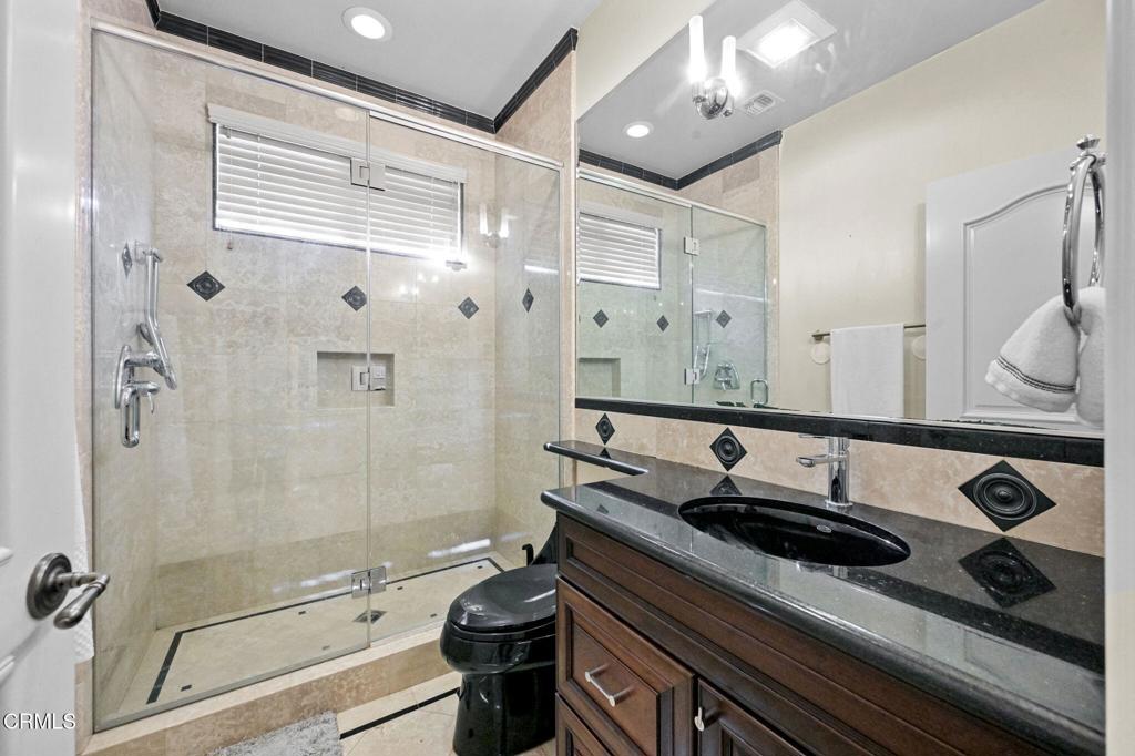 Pasadena, California, 91107, United States, 7 Bedrooms Bedrooms, ,6 BathroomsBathrooms,Residential,Active,2023383
