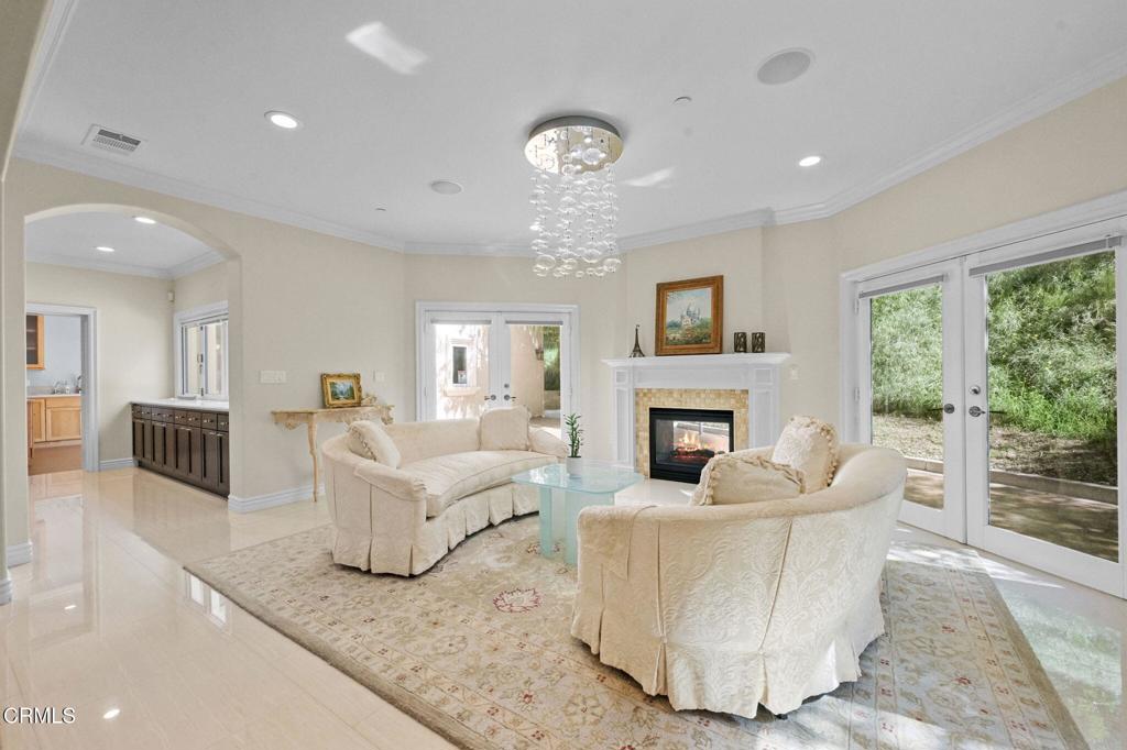 Pasadena, California, 91107, United States, 7 Bedrooms Bedrooms, ,6 BathroomsBathrooms,Residential,Active,2023383