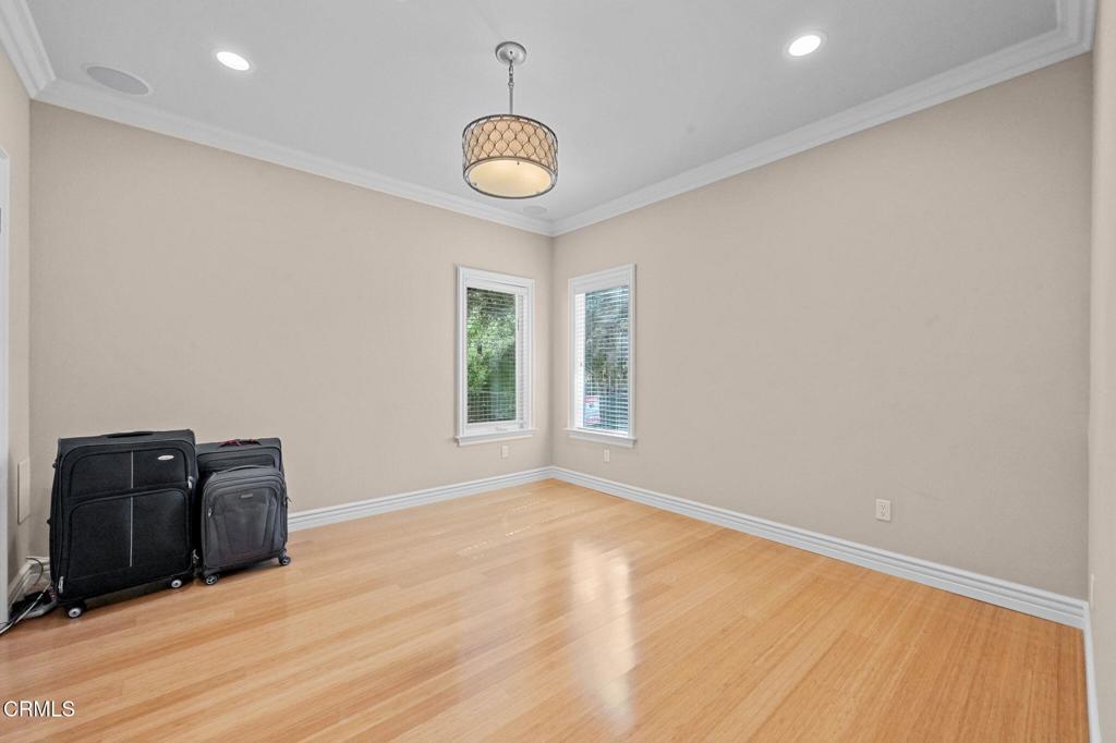Pasadena, California, 91107, United States, 7 Bedrooms Bedrooms, ,6 BathroomsBathrooms,Residential,Active,2023383