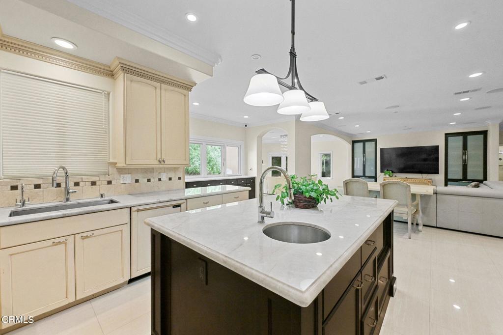 Pasadena, California, 91107, United States, 7 Bedrooms Bedrooms, ,6 BathroomsBathrooms,Residential,Active,2023383