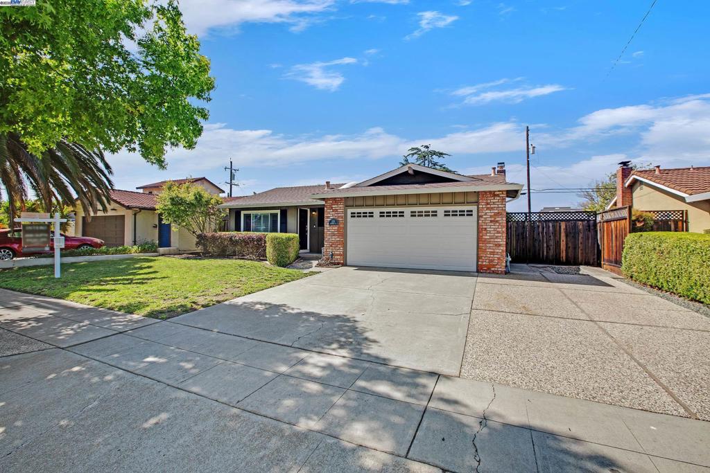 Gorgeous Home nestled in the Valley View Reed neighborhood! Beautiful upgrades! Ready to move in!! Gorgeous Dark Oak hardwood floors flow through the common areas, creating a warm and elegant ambiance. The welcoming living room features custom window shutters and leads seamlessly into a fully remodeled kitchen (completed in November 2019), boasting stylish white cabinetry, a sliding drawer pantry, quartz countertops, and a full suite of stainless steel appliances—Refrigerator stays including a Samsung stacked washer & dryer. Nest thermostat! The cozy family room perfect for relaxing or entertaining, wired with surround sound, 4 HDMI-ready outlets. Good size bedrms have carpet. Step outside to a low-maintenance backyard designed for the California lifestyle, complete with artificial turf, paver walkways, mature fruit trees, and a built-in gas firepit surrounded by a curved bench—an entertainer’s dream. Additional highlights include a spacious two-car garage, RV/boat parking potential, two storage sheds, and a tree-lined street that enhances curb appeal.Paul Moore Park & Thousand Oaks Park near by Safeway, Starbucks, Paris Baguette Easy commute Almaden Expr,Highway -85- 87, 680 -280 & 880