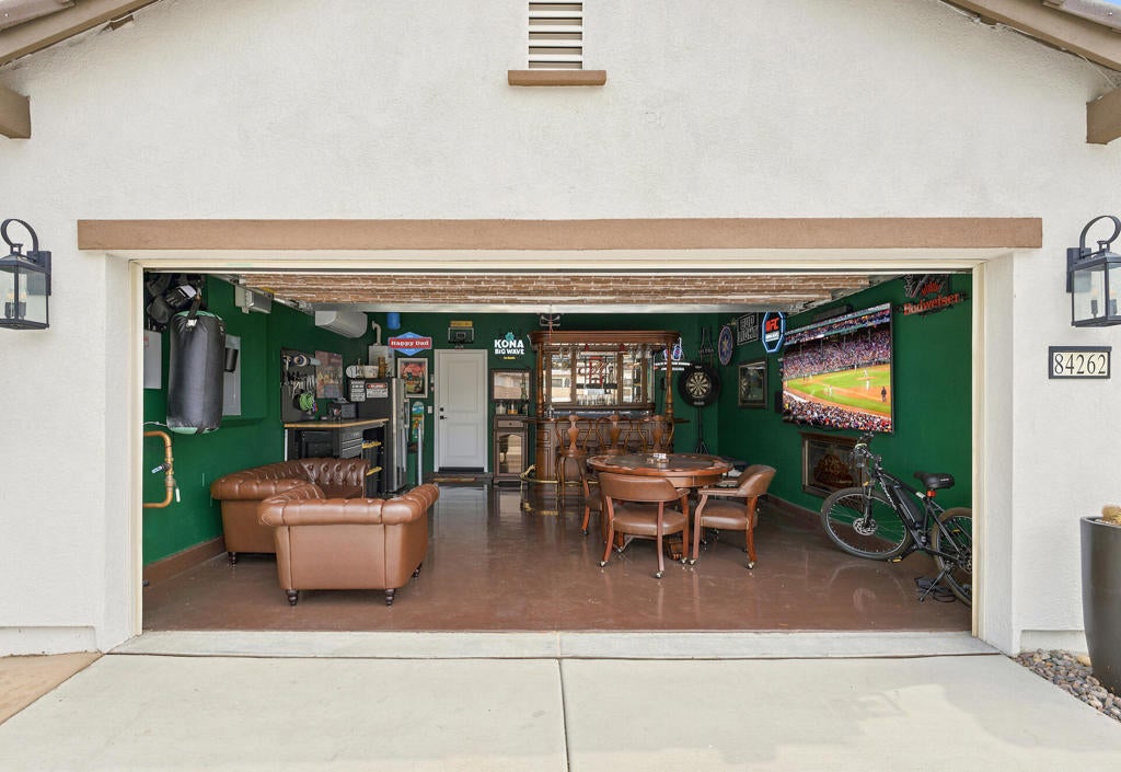 84262 Caviano Drive