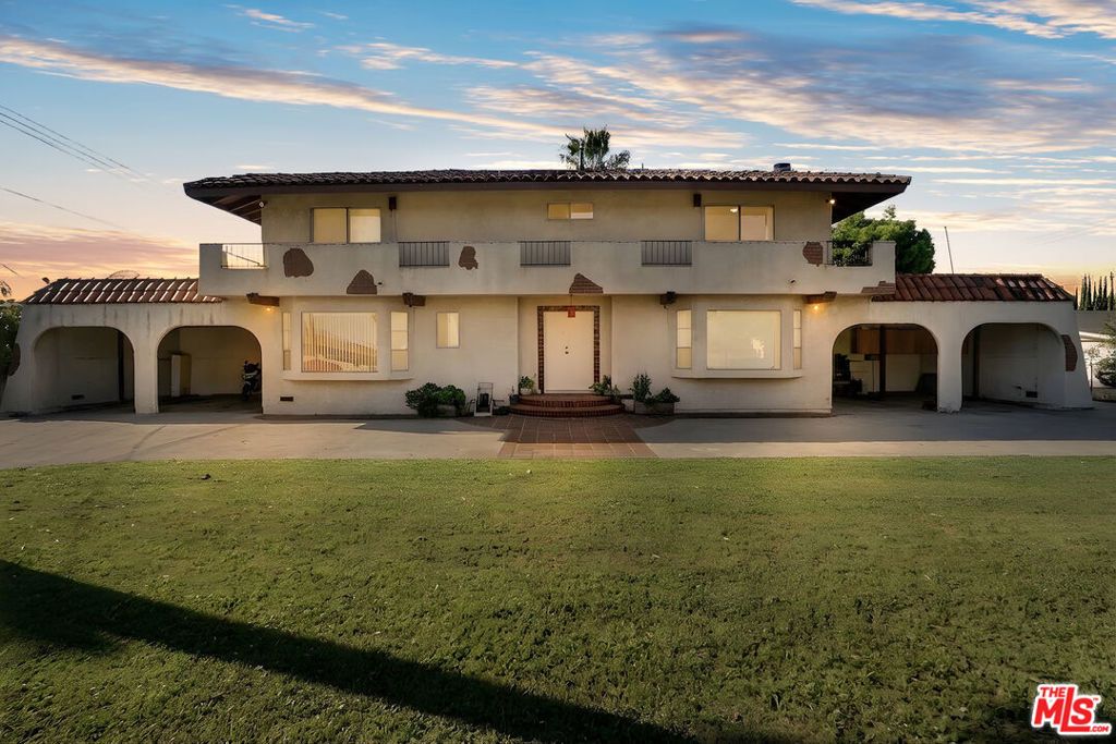 Photo of 4812 Live Oak Street, Cudahy, CA 90201 (MLS # 26665221)