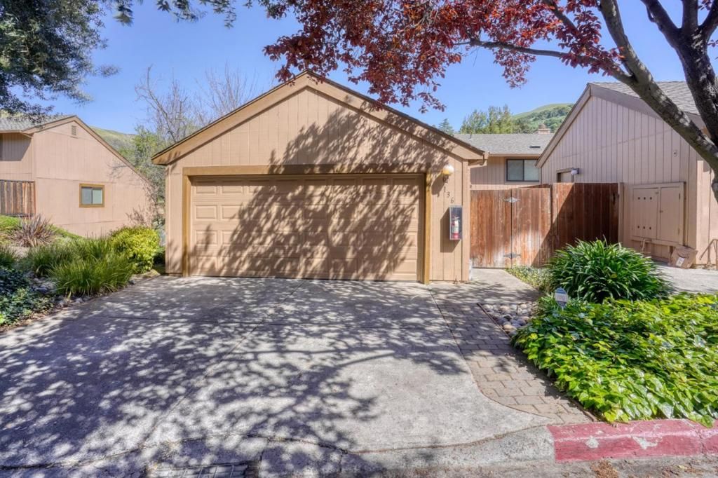 Photo of 136 Spyglass Hill Road, San Jose, CA 95127 (MLS # ML82039090)