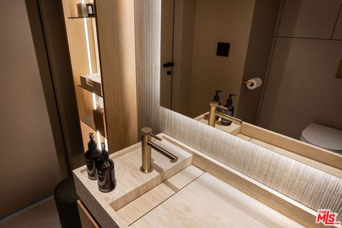 Tiny photo for 5973 Ellenview Avenue, Woodland Hills, CA 91367 (MLS # 26660971)