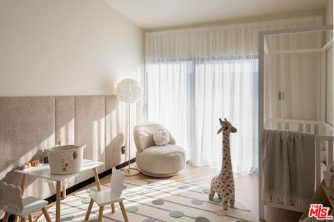 Tiny photo for 5973 Ellenview Avenue, Woodland Hills, CA 91367 (MLS # 26660971)