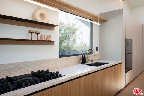 Tiny photo for 5973 Ellenview Avenue, Woodland Hills, CA 91367 (MLS # 26660971)