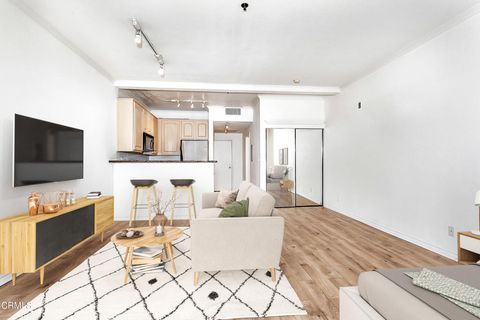 Photo of 300 N El Molino Avenue #210, Pasadena, CA 91101 (MLS # P1-26429)