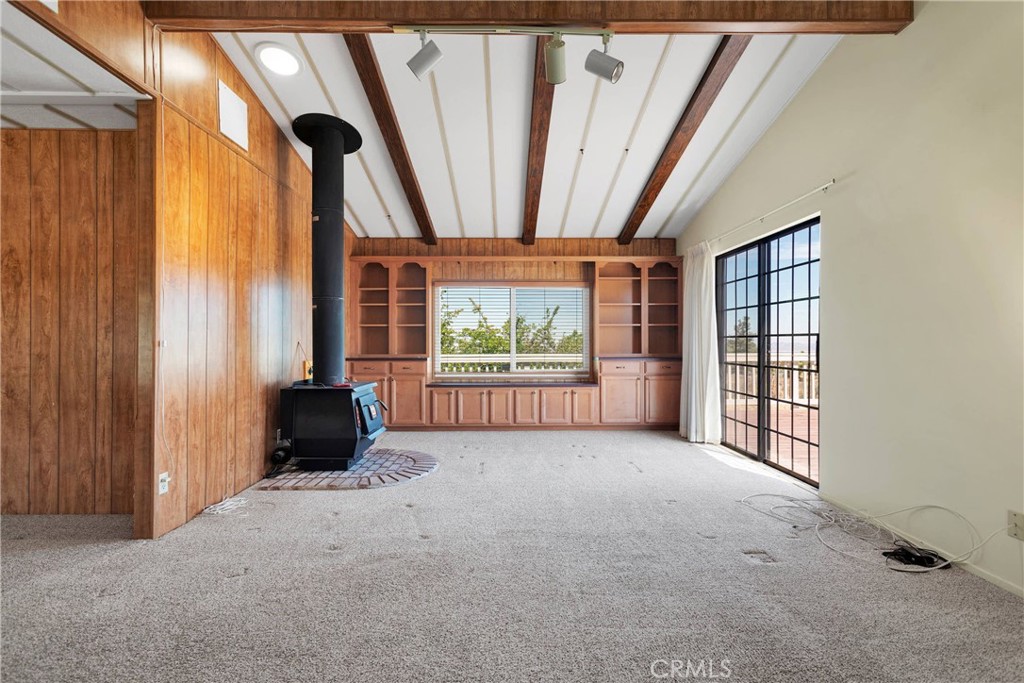 1616 Walnut Road