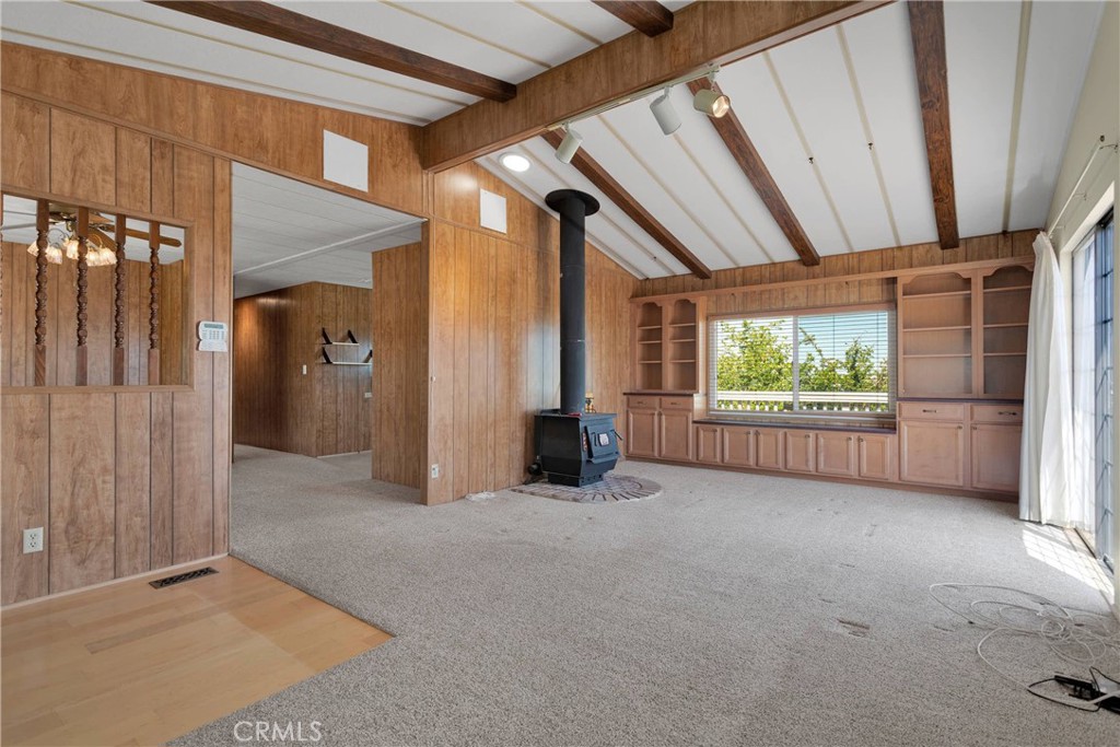 1616 Walnut Road