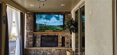 Photo of 1513 Camino Hidalgo, Hemet, CA 92545 (MLS # IG26043642)