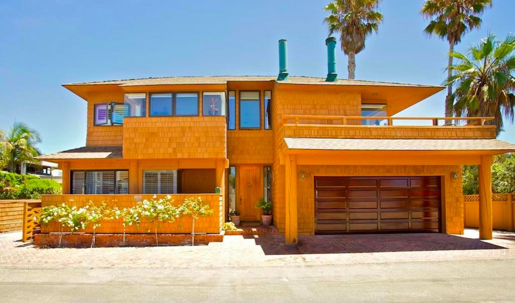 2001 Ocean Front