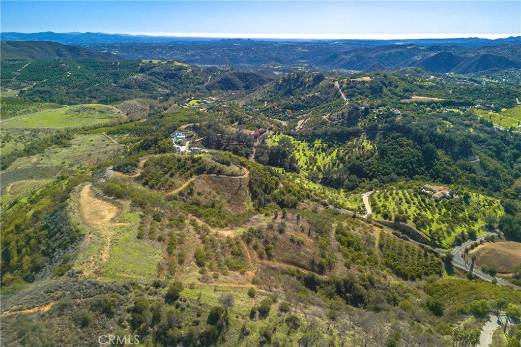 4 Carancho Road