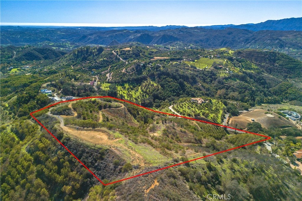 4 Carancho Road