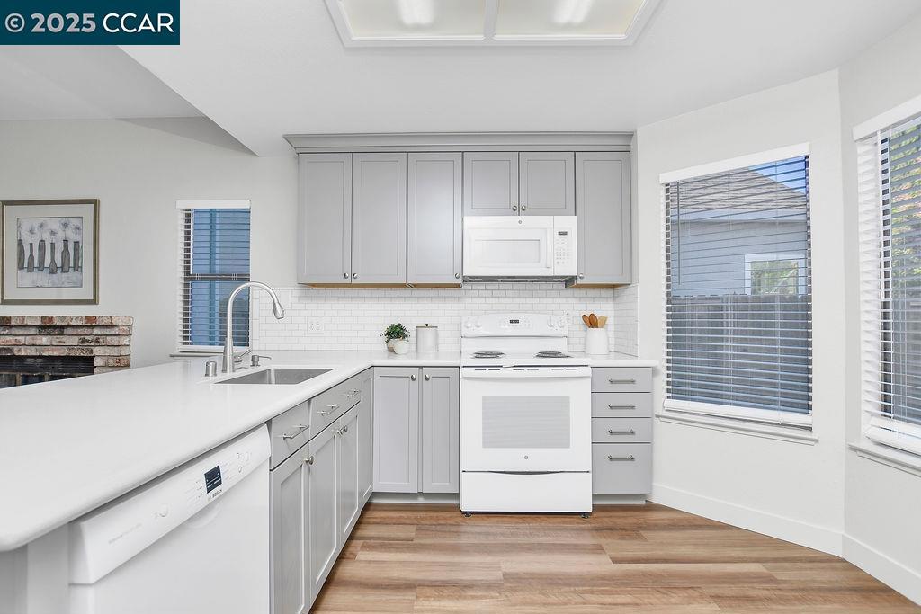 DEER CREEK - Residential