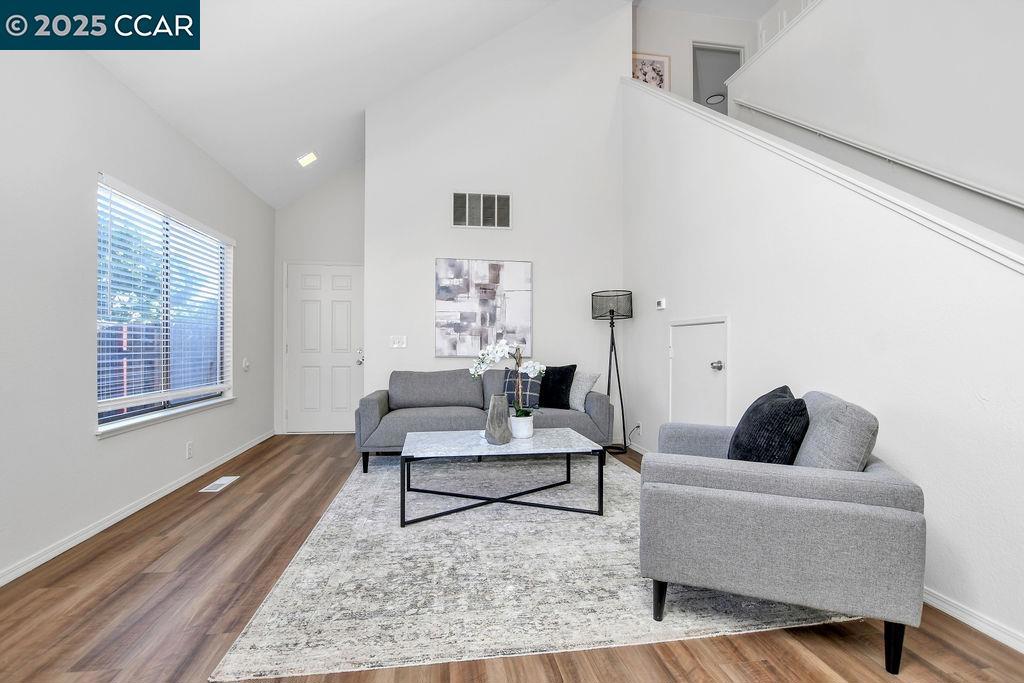 DEER CREEK - Residential