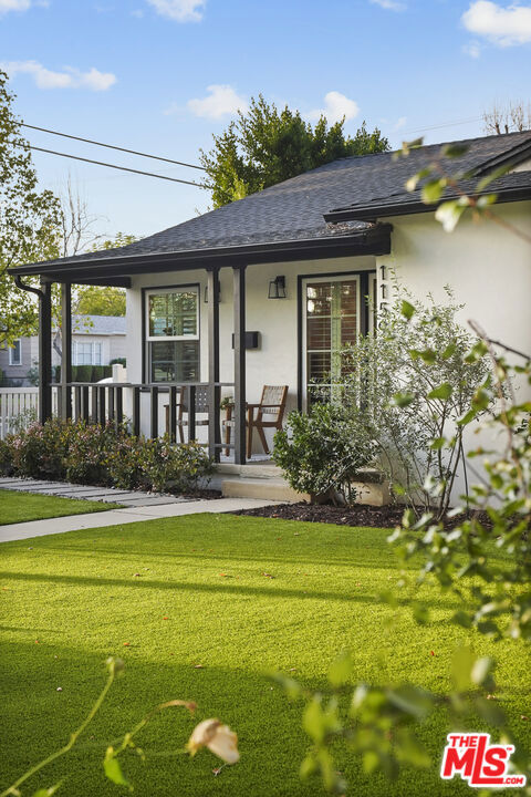 11595 Morrison Street