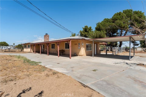 Photo of 1729 W Avenue N-8, Palmdale, CA 93551 (MLS # SR26175043)