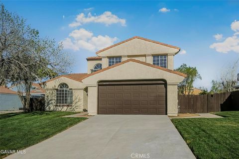 Photo of 44910 12th Street East St, Lancaster, CA 93535 (MLS # SR26069008)