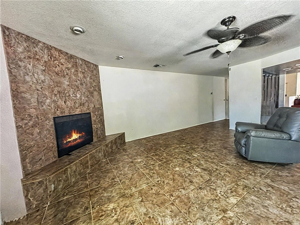 29540 Avenida La