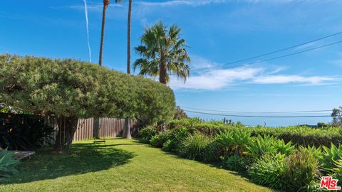 Tiny photo for 29701 Baden Place, Malibu, CA 90265 (MLS # 26661157)