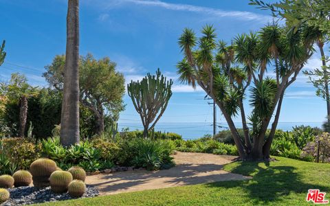 Tiny photo for 29701 Baden Place, Malibu, CA 90265 (MLS # 26661157)