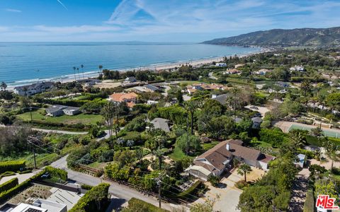 Tiny photo for 29701 Baden Place, Malibu, CA 90265 (MLS # 26661157)