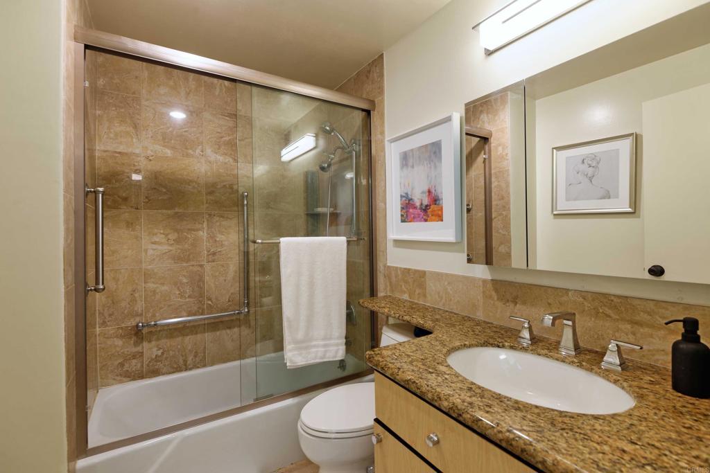 1001 Genter St 6j
