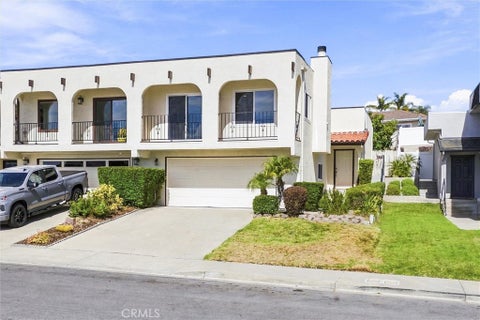 Photo of 619 Vista Pacifica Circle, Pismo Beach, CA 93449 (MLS # SC26193507)
