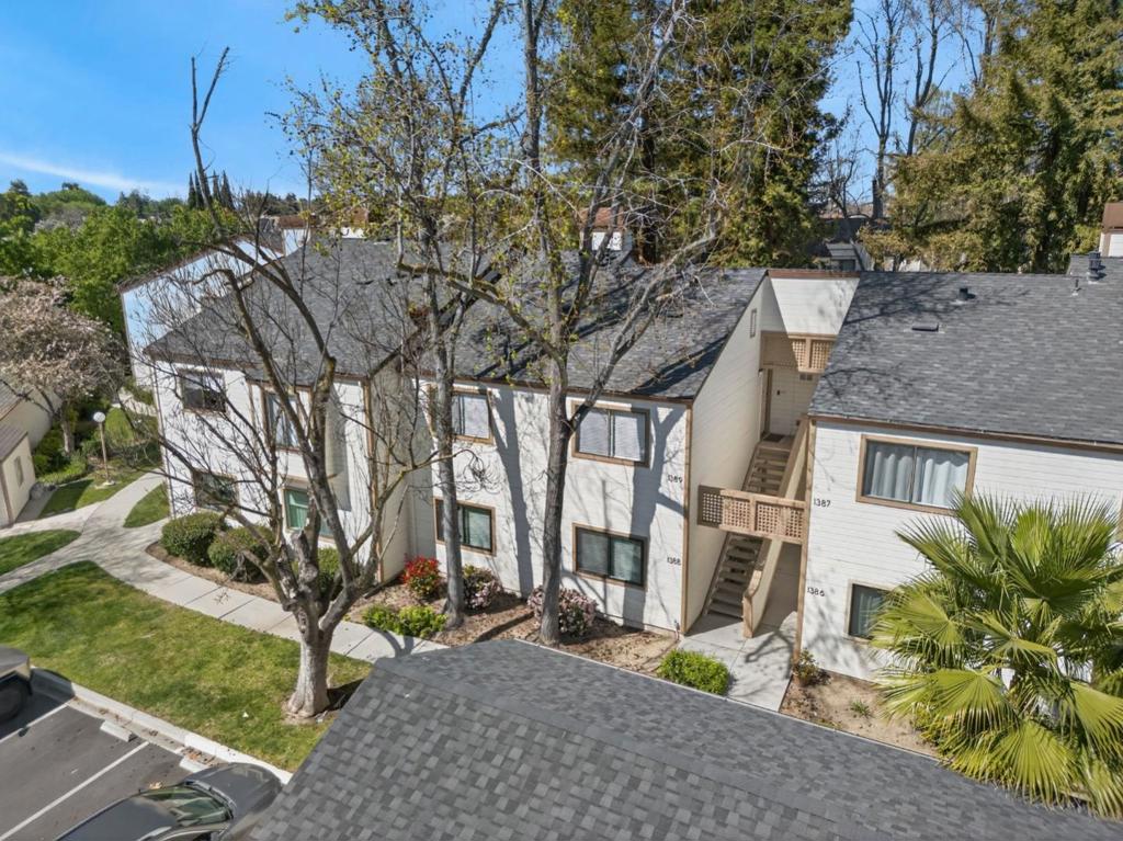 1388 Meadow Ridge Circle