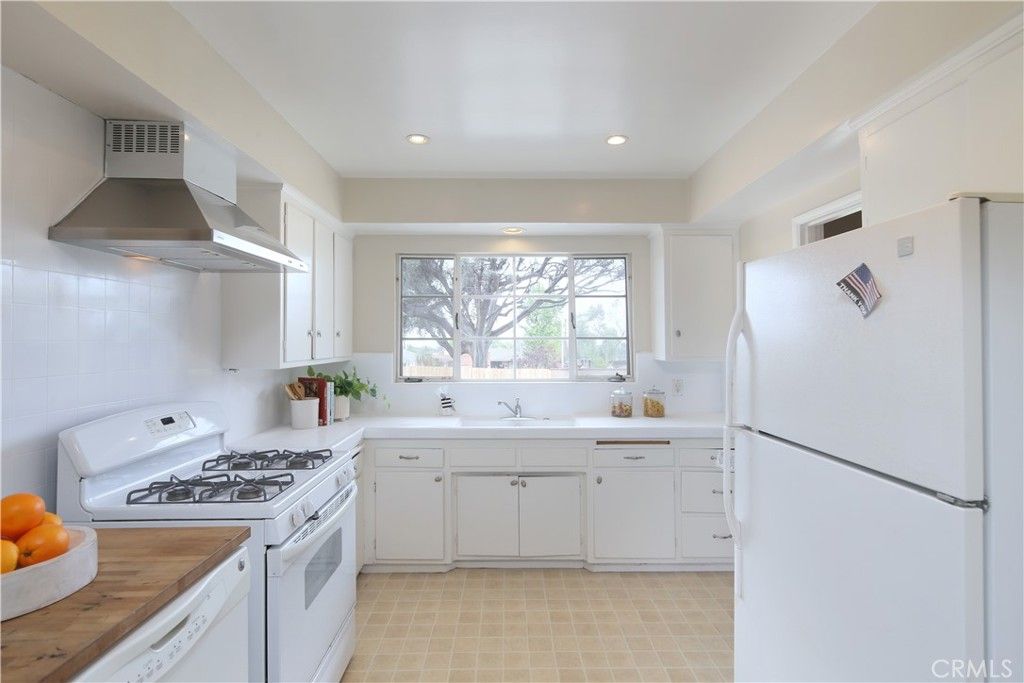 listing image 130725230192447300288