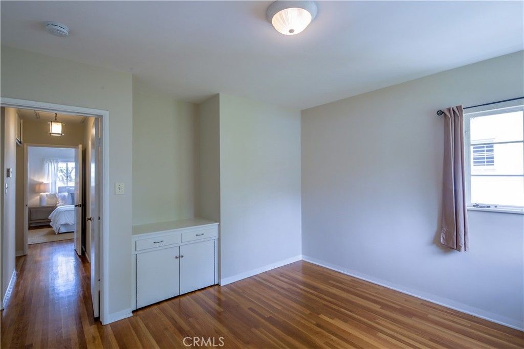 listing image 130720225990056286443