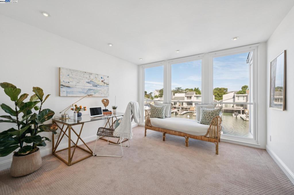 BALLENA BAY - Residential