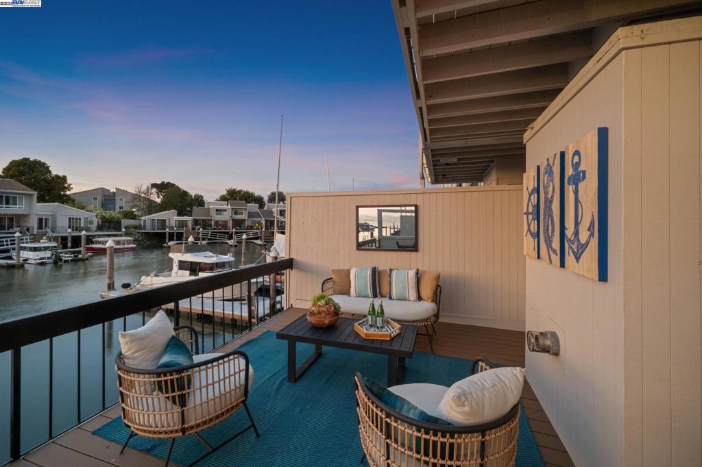 BALLENA BAY - Residential