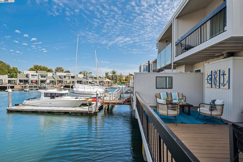 BALLENA BAY - Residential