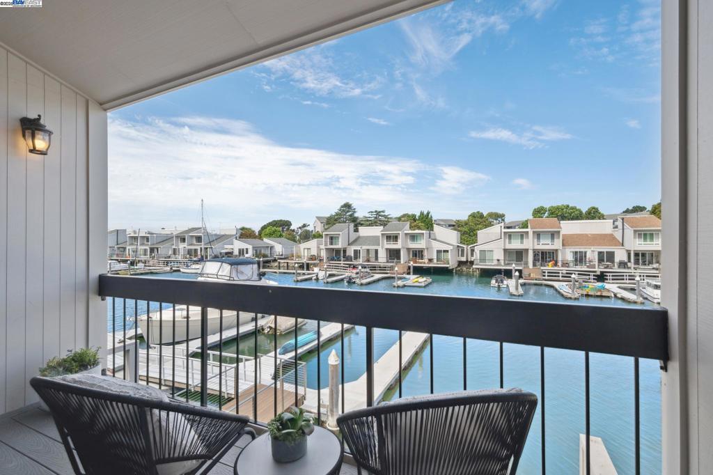 BALLENA BAY - Residential