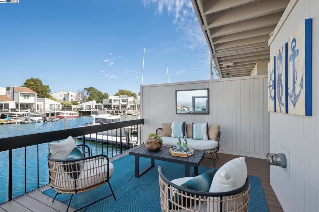 BALLENA BAY - Residential