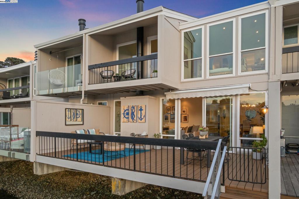 BALLENA BAY - Residential