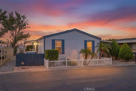 Photo of 7908 Tokay Ave AVE #55, Fontana, CA 92336 (MLS # IV26171229)