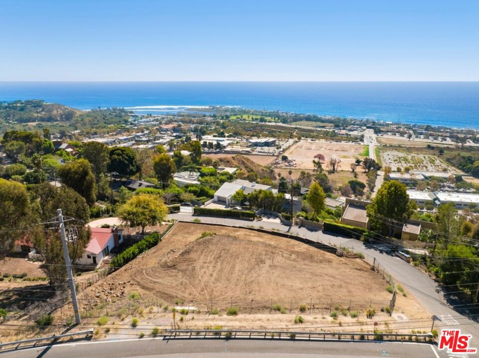 Photo of 23843 Harbor Vista Drive, Malibu, CA 90265 (MLS # 26997435)