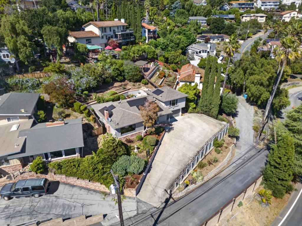 15900 Alum Rock Avenue
