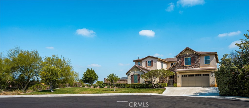 12652 Twin Peak Court
