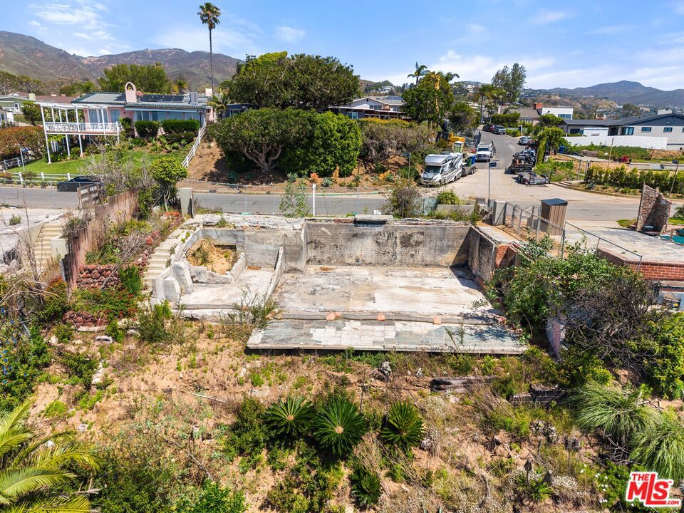 17624 Tramonto Drive