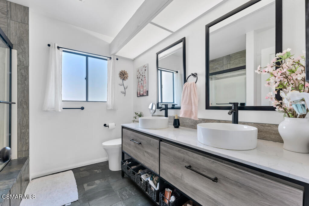 Westlake Bay-728 - 728 - Residential