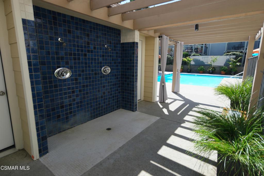 Westlake Bay-728 - 728 - Residential